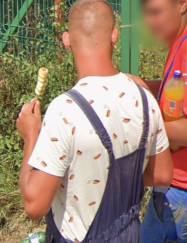 hot dog guy in Romania.jpg